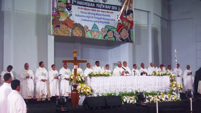 Perayaan ekaristi penutupan IYD 2016. Dok. Lexie Kalesaran