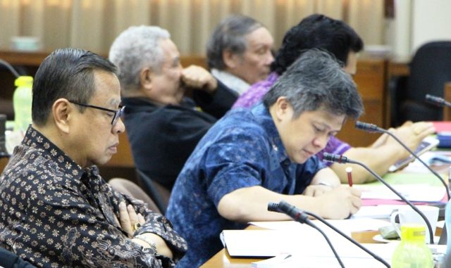 Mgr Ignatius Suharyo dan Mgr Antonius Subianto Bunjamin OSC. (HIDUP/Christophorus Marimin)