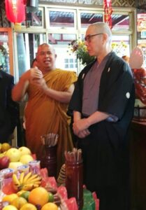 romo-simon-menyimak-penjelasan